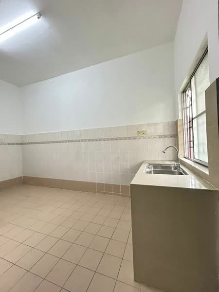 2-storey Terraced House for Sale in Bandar Puteri (Klang) - Muhammad Amin - Kitchen - PropertyGuru.com.my