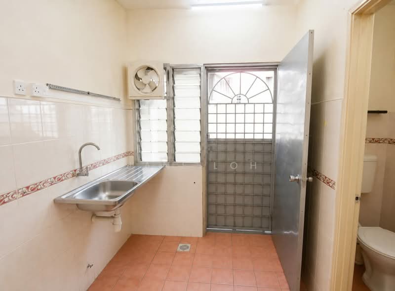 Rumah Teres 2 Tingkat untuk Disewa di Taman Segar Perdana (Cheras) - Jane Loh - Kitchen - PropertyGuru.com.my