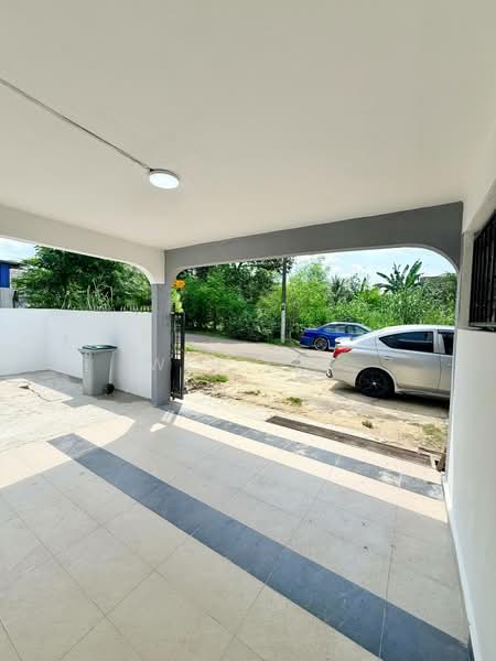 2-storey Terraced House for Sale in Taman Kluang Barat (Kluang) - Win Lim - Exterior - PropertyGuru.com.my