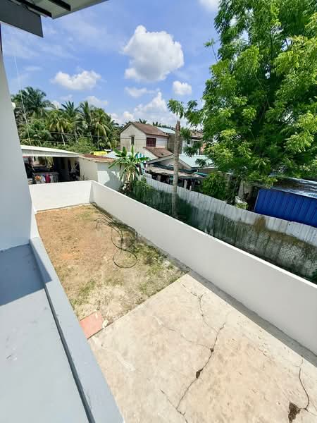 2-storey Terraced House for Sale in Taman Kluang Barat (Kluang) - Win Lim - Exterior - PropertyGuru.com.my