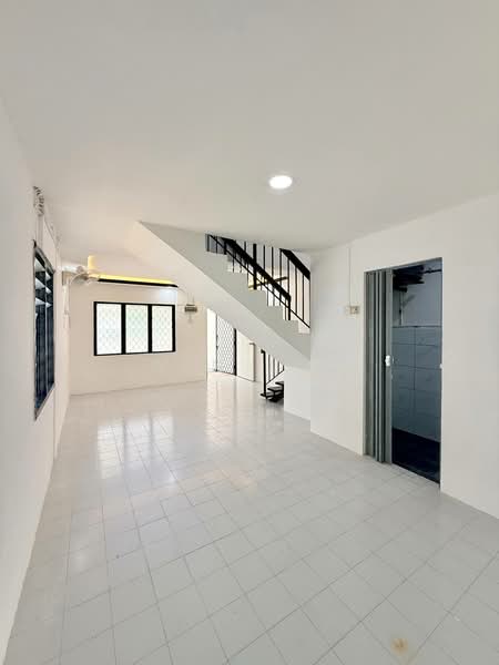 2-storey Terraced House for Sale in Taman Kluang Barat (Kluang) - Win Lim - Interior - PropertyGuru.com.my