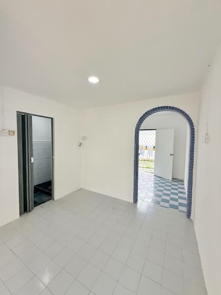 2-storey Terraced House for Sale in Taman Kluang Barat (Kluang) - Win Lim - Interior - PropertyGuru.com.my