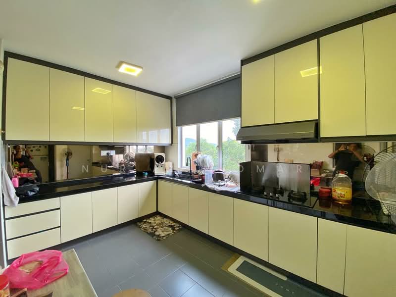 Semi-Detached House for Sale in Kajang (Selangor) - Nur Alia Omar - Kitchen - PropertyGuru.com.my
