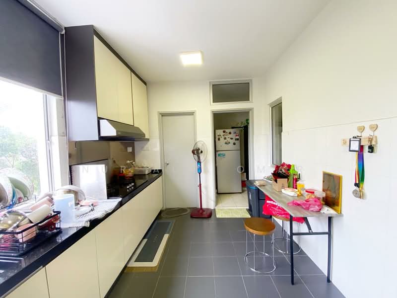 Semi-Detached House for Sale in Kajang (Selangor) - Nur Alia Omar - Kitchen - PropertyGuru.com.my
