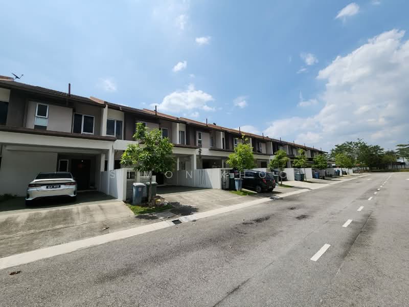 Rumah Teres untuk Dijual di Bandar Tropicana Aman (Telok Panglima Garang) - Simon Khoo - Exterior - PropertyGuru.com.my