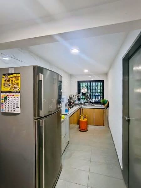 2-storey Terraced House for Sale in Taman Mount Austin (Tebrau) - Ong Lih Shyan - Kitchen - PropertyGuru.com.my