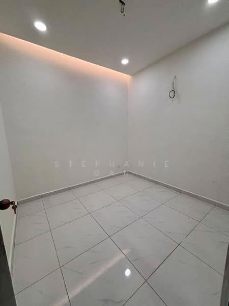 1-storey Terraced House for Sale in Taman Desa Cemerlang (Ulu Tiram) - Stephanie Gan - Interior - PropertyGuru.com.my
