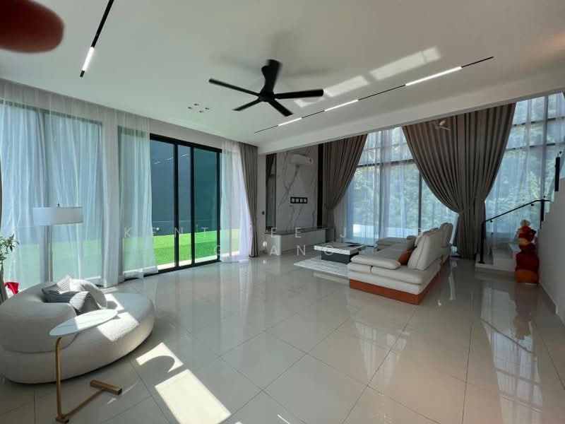 Bungalow for Sale in Bukit Jelutong (Shah Alam) - Kent Lee Jing Guang - Living Room - PropertyGuru.com.my
