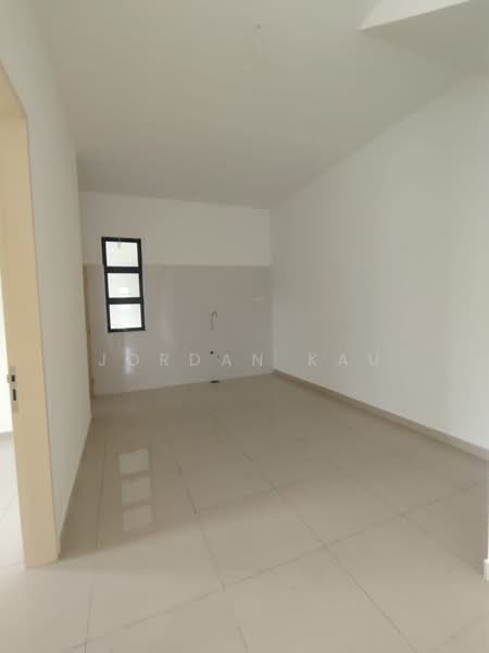 Cluster House for Sale in Austin Heights (Tebrau) - Jordan Kau - PropertyGuru.com.my
