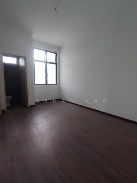 Cluster House for Sale in Austin Heights (Tebrau) - Jordan Kau - PropertyGuru.com.my
