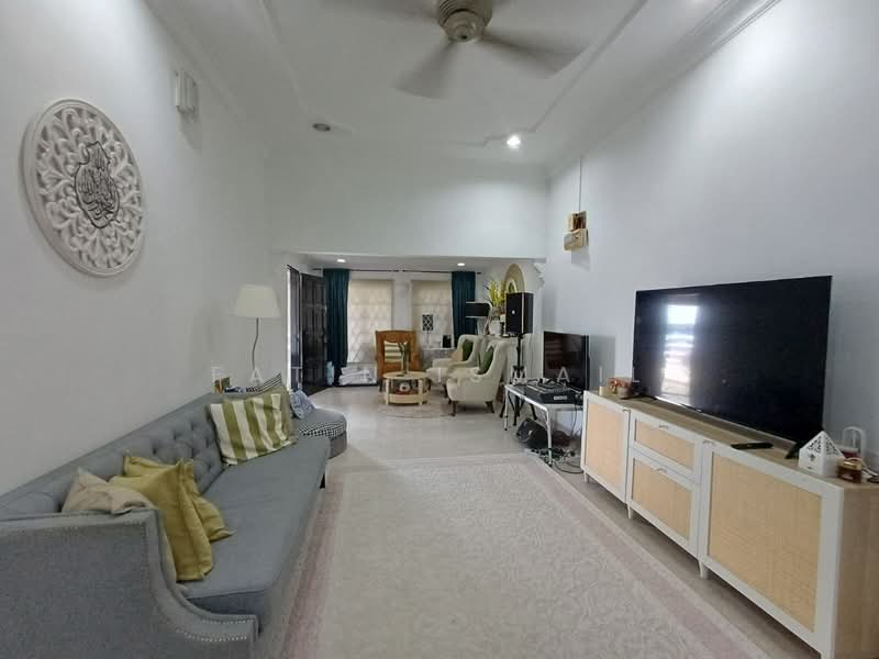 Rumah Teres 1 Tingkat untuk Dijual di Taman Tun Dr Ismail (Kuala Lumpur) - Fatin Ismail - Living Room - PropertyGuru.com.my