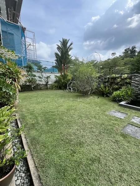 Semi-Detached House for Sale in Taman Damai Utama (Bandar Kinrara) - Vincent Chin - Garden - PropertyGuru.com.my