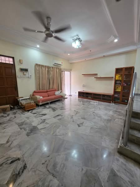 2-storey Terraced House for Sale in Taman Putra Indah (Seri Kembangan) - Grey Lim H N - Living Room - PropertyGuru.com.my
