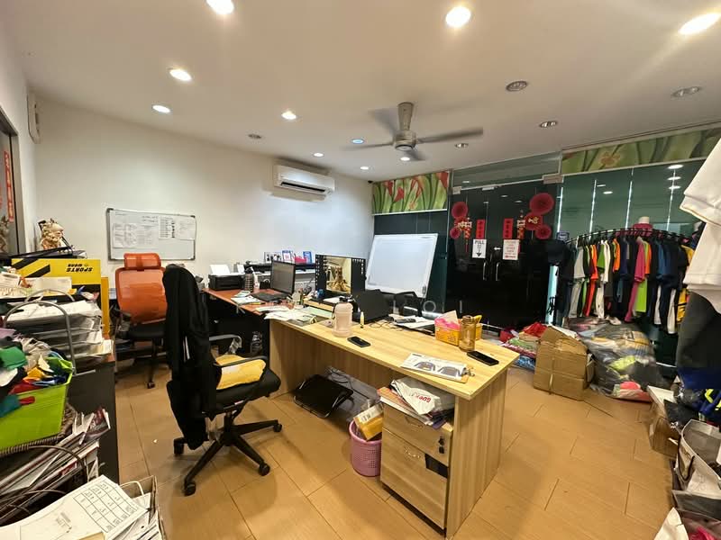 Kedai / Pejabat untuk Disewa di Taman Johor Jaya (Johor Bahru) - Kent Loi - Interior - PropertyGuru.com.my