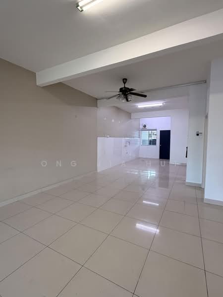 Rumah Teres 2 Tingkat untuk Disewa di Seremban 2 (Seremban) - Ong Jia Hui - Kitchen - PropertyGuru.com.my