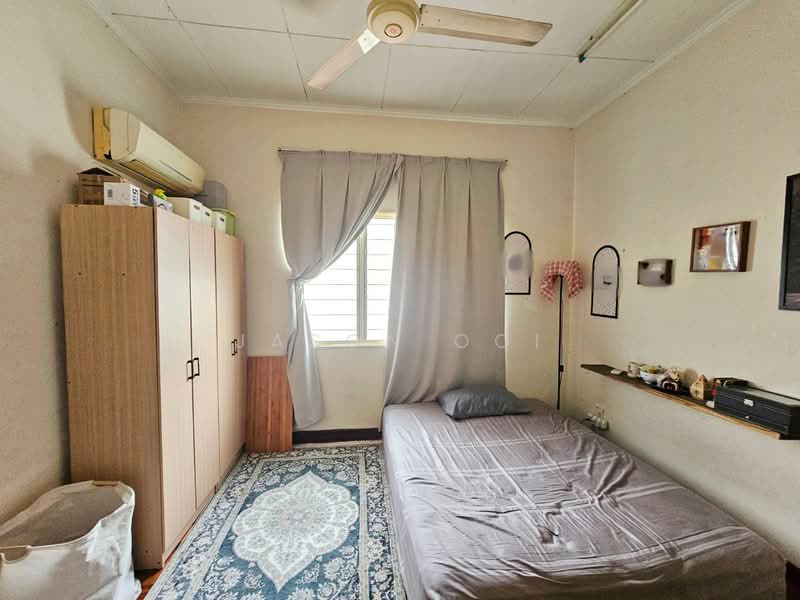 Rumah Teres 2 Tingkat untuk Dijual di Putra Heights (Subang Jaya) - Jason Ooi - Bedroom - PropertyGuru.com.my