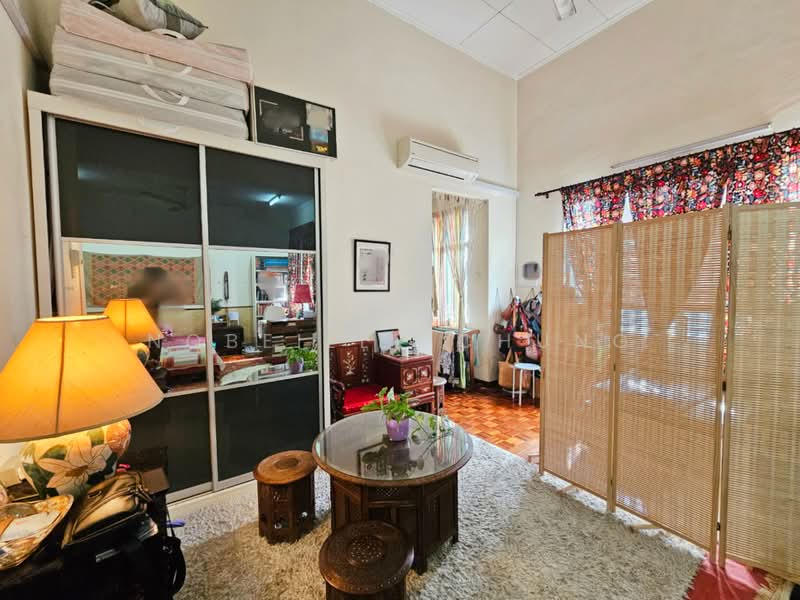 2-storey Terraced House for Sale in Putra Heights (Subang Jaya) - Nobeille Chung - Living Room - PropertyGuru.com.my