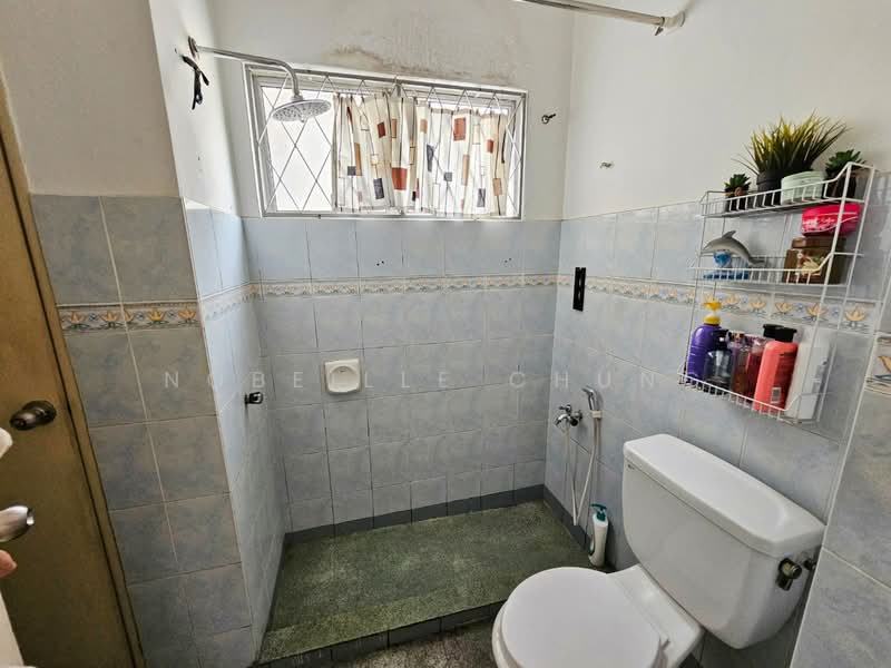 2-storey Terraced House for Sale in Putra Heights (Subang Jaya) - Nobeille Chung - Bathroom - PropertyGuru.com.my