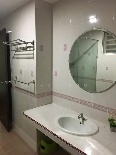 Condominium for Rent at Desa Acacia - Aaron Gho - Bathroom - PropertyGuru.com.my