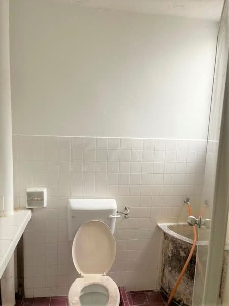 Apartment for Sale at Bustan Shamelin - Terry Yee - Bathroom - PropertyGuru.com.my
