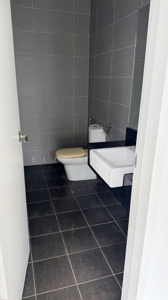 Rumah Banglo untuk Dijual di Ampang Jaya (Ampang) - Eling Loo - Bathroom - PropertyGuru.com.my