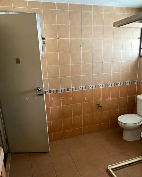 Rumah Teres 2 Tingkat untuk Dijual di Seksyen 5 (Kota Damansara) - Victor Liew - Bathroom - PropertyGuru.com.my