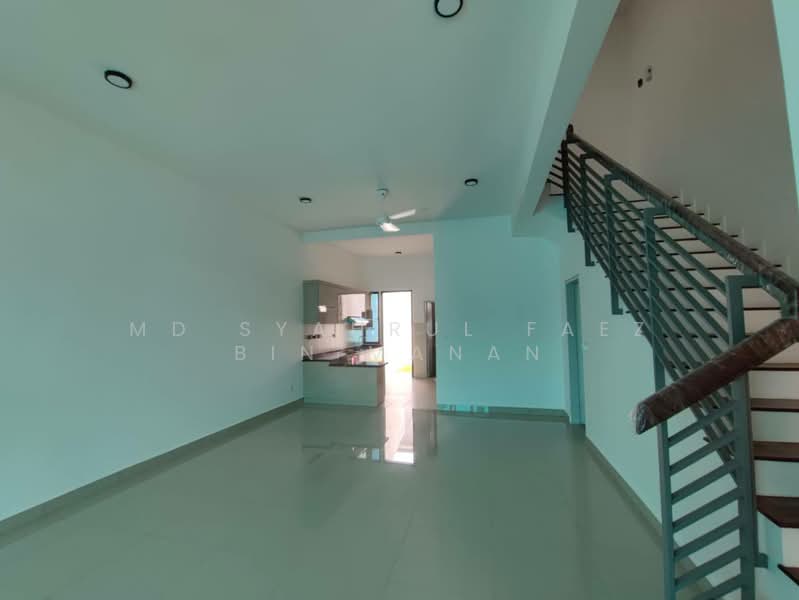 Rumah Teres 2 Tingkat untuk Disewa di Alam Impian (Shah Alam) - Md Syahrul Faez Bin Manan - Living Room - PropertyGuru.com.my