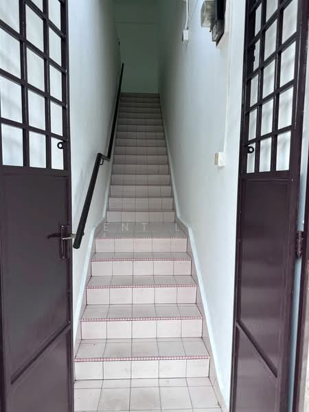 Kedai / Pejabat untuk Disewa di Taman Johor Jaya (Johor Bahru) - Kent Loi - Corridor - PropertyGuru.com.my