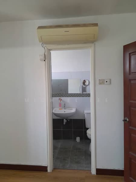 2-storey Terraced House for Sale in Usj 11 (Subang Jaya) - Michael Lee - Bathroom - PropertyGuru.com.my