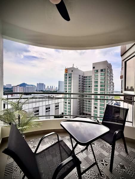 Kondominium untuk Dijual di Gurney Park Condominium - Jeanette Hee - Balcony - PropertyGuru.com.my