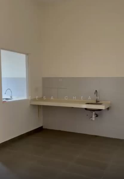 Rumah Teres 3 Tingkat untuk Dijual di Bayan Lepas (Penang) - Leesa Cheah - Kitchen - PropertyGuru.com.my