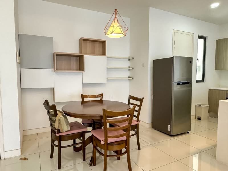 Servis Apartment untuk Disewa di Tropicana Gardens - Dixon Loh - Dining Room - PropertyGuru.com.my