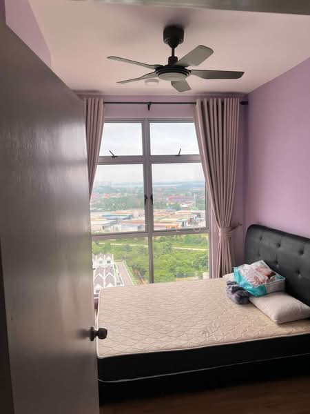 Servis Apartment untuk Disewa di Midas @ Seri Alam - Kent Loi - Bedroom - PropertyGuru.com.my