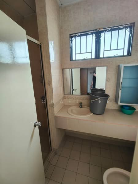 Rumah Teres 2 Tingkat untuk Dijual di Usj 20 (Subang Jaya) - Michael Lee - Bathroom - PropertyGuru.com.my