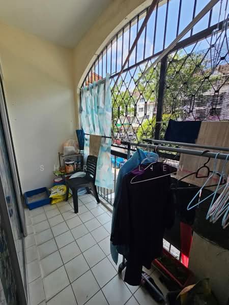 Pangsapuri untuk Dijual di The Riviera - Sharon Liew - Balcony - PropertyGuru.com.my