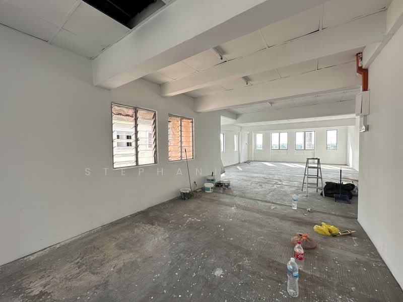 Kedai / Pejabat untuk Dijual di Bandar Bukit Tinggi (Klang) - Stephanie Yap - Interior - PropertyGuru.com.my
