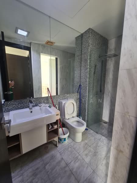 Servis Apartment untuk Disewa di The Elements - Cyyan Tan - Bathroom - PropertyGuru.com.my