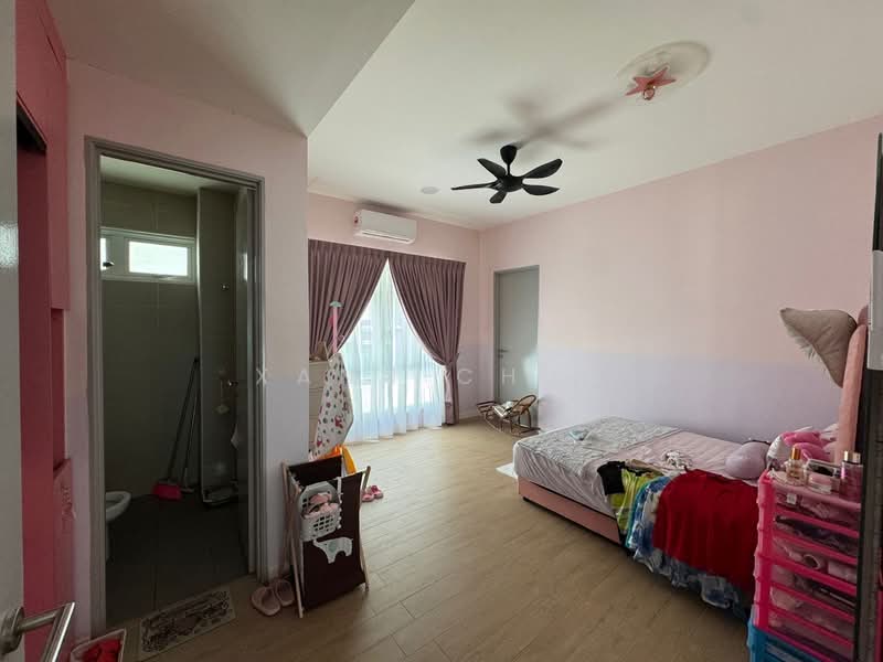 Bungalow for Sale in Bandar Putra Permai (Seri Kembangan) - Xann Chua - PropertyGuru.com.my