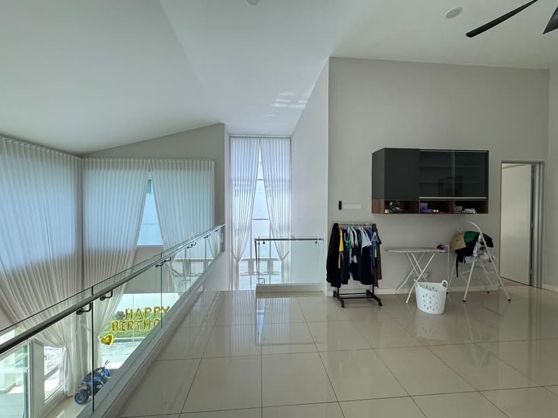 Bungalow for Sale in Bandar Putra Permai (Seri Kembangan) - Xann Chua - PropertyGuru.com.my