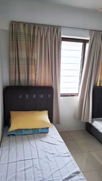 Flat for Rent at Taman Seri Tanjung - Jerry Tan - Bedroom - PropertyGuru.com.my