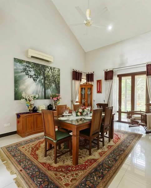 Semi-Detached House for Sale in Bukit Jelutong (Shah Alam) - Norazrein Abdul Raman - Dining Room - PropertyGuru.com.my