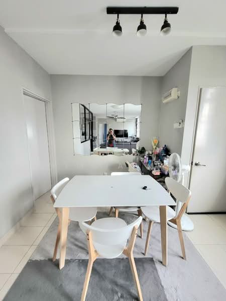 Townhouse for Sale in Sungai Buloh (Selangor) - Syima Ahmad - Dining Room - PropertyGuru.com.my