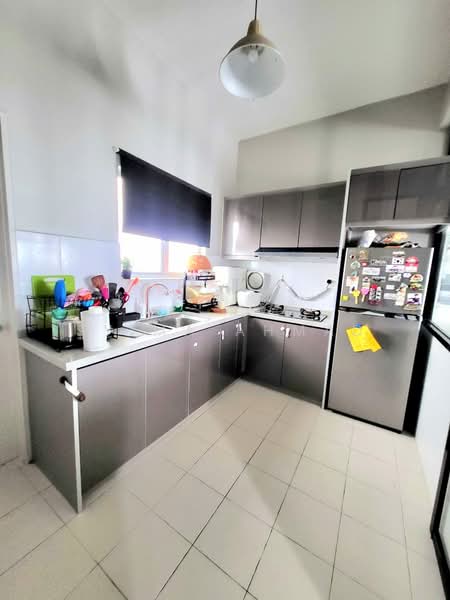 Townhouse for Sale in Sungai Buloh (Selangor) - Syima Ahmad - Kitchen - PropertyGuru.com.my