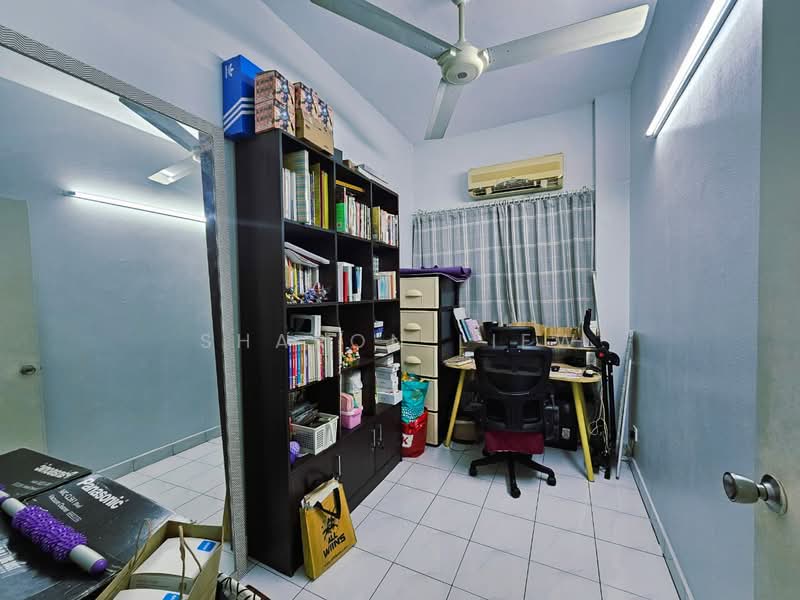 Pangsapuri untuk Dijual di The Riviera - Sharon Liew - Study - PropertyGuru.com.my