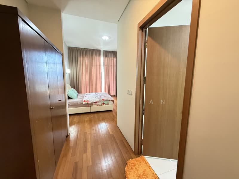 Kondominium untuk Disewa di 8 Gurney (The Shore Condominium) - Kelvin Tan - Corridor - PropertyGuru.com.my