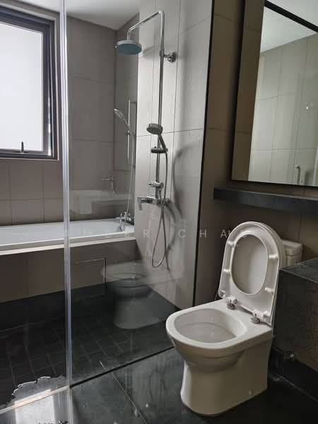 Service Residence for Rent at Bloomsvale Menara Vista Petaling - Amber Chau - Bathroom - PropertyGuru.com.my