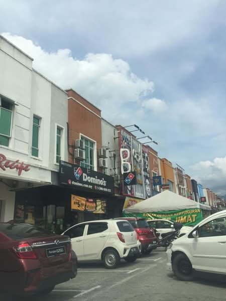 Shop for Sale in Seksyen 4 Bandar Utama Batang Kali (Batang Kali) - Kelly Yong Lee Ming - Exterior - PropertyGuru.com.my