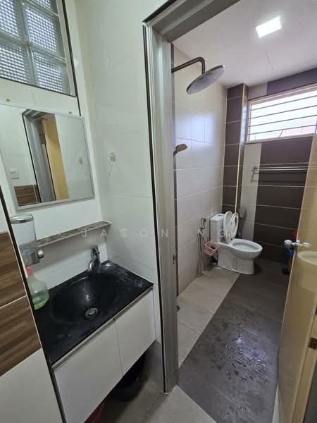 Rumah Teres 2 Tingkat untuk Dijual di Kepong Baru (Kepong) - Jason Ng - Bathroom - PropertyGuru.com.my