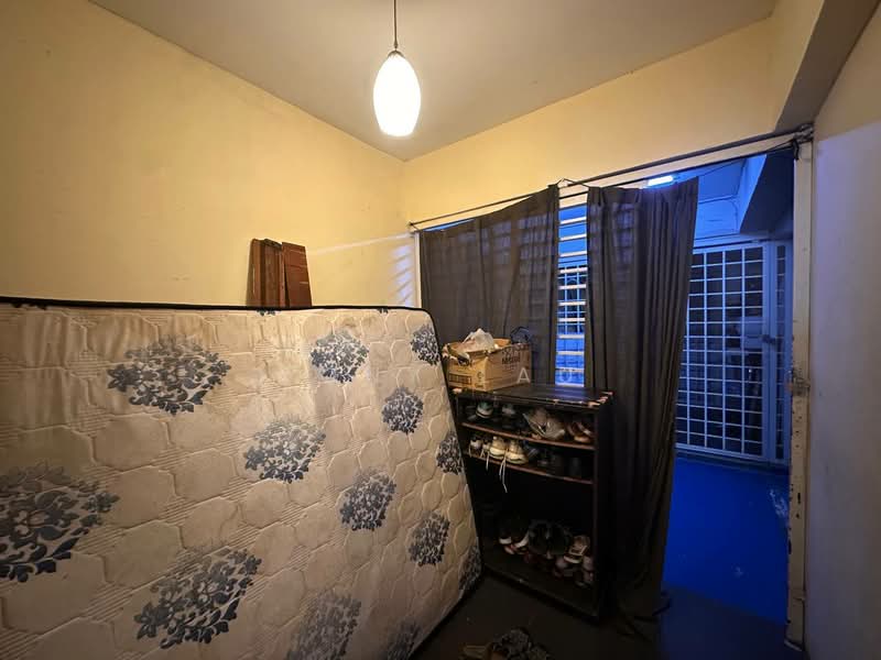 Apartment for Sale at Lakeview Apartments - Tony Lau - Bedroom - PropertyGuru.com.my