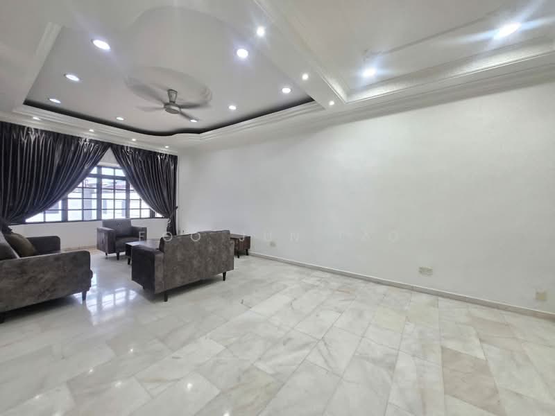 Semi-Detached House for Rent in Jemaluang (Johor) - Foo Jun Tao - Living Room - PropertyGuru.com.my